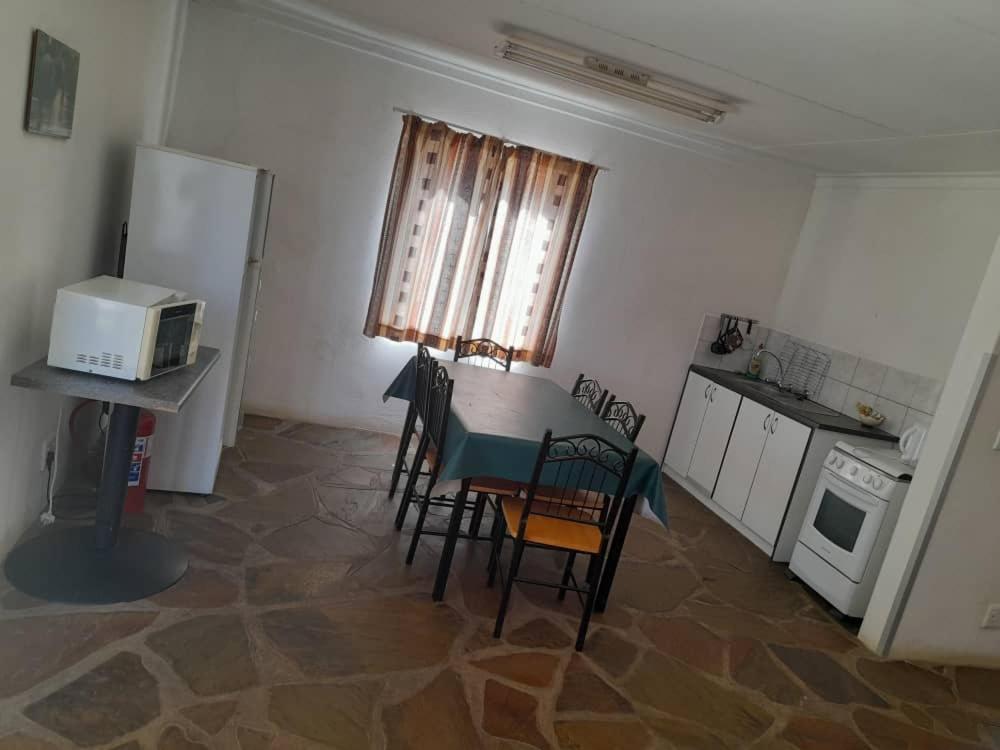 Hotel Ombo Rest Camp Okahandja Pokój zdjęcie